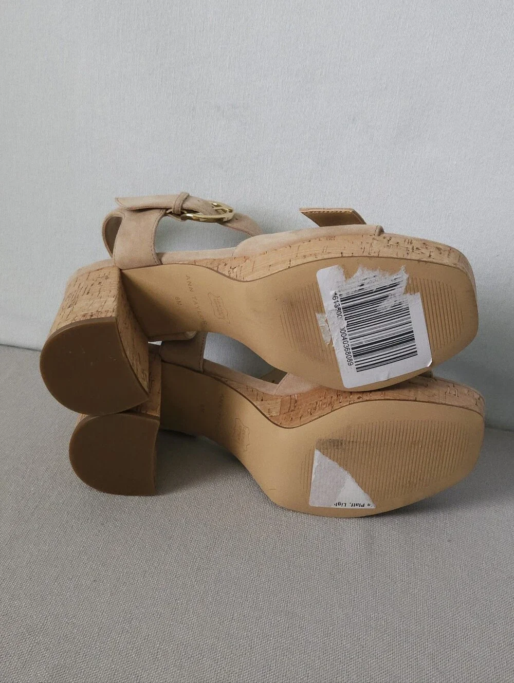 Ann‎ Taylor Suede Cork Platform Sandals Women's 8M Tan Nude Block Heel Buckle